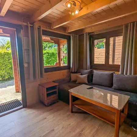 Osrodek Wypoczynkowy Na Wydmie בית הארחה Dziwnów